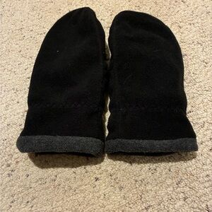 Columbia Black Fleece Mittens